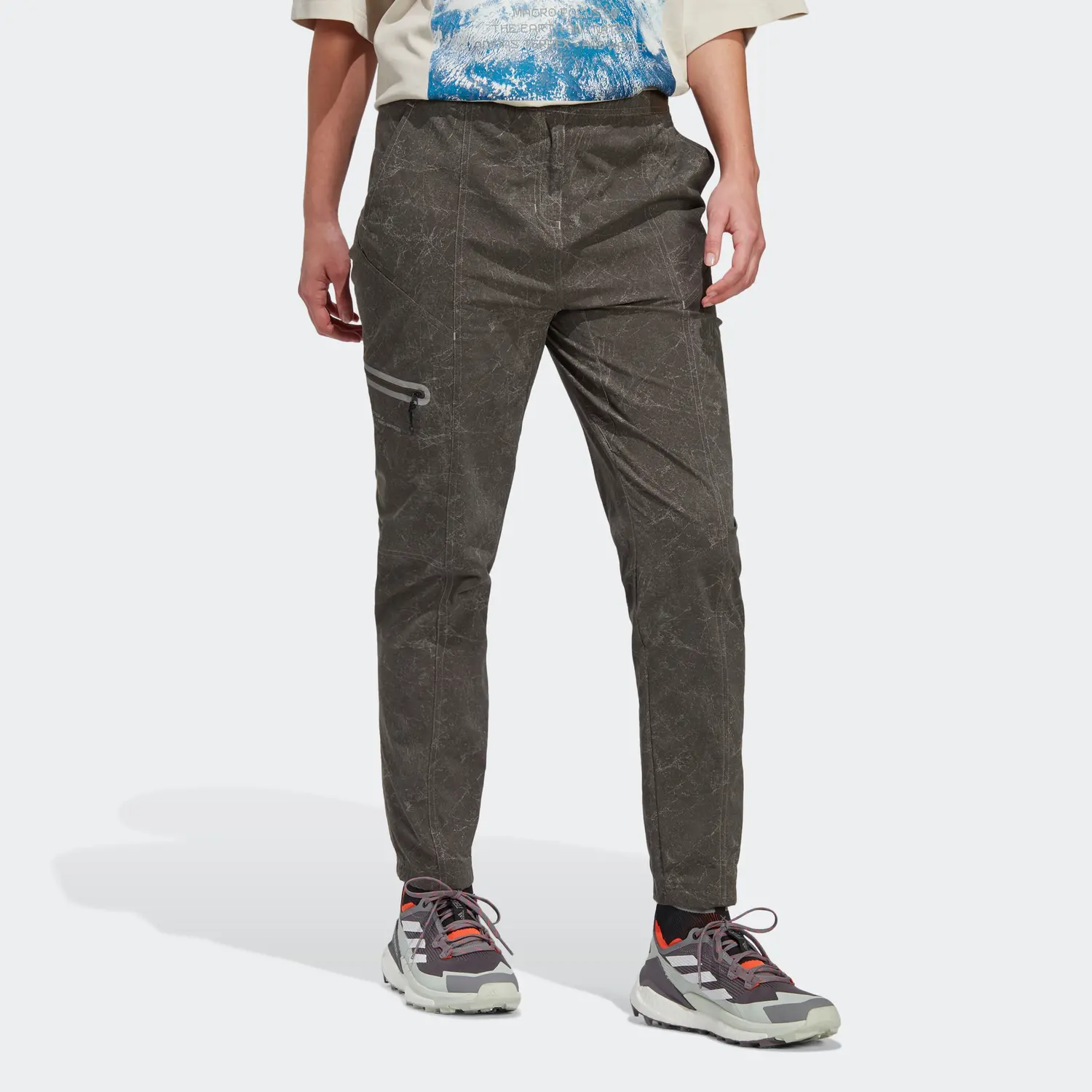 X And Wander TERREX X And Wander Ветровка Брюки Женские Adidas, Темный Оливковый Зеленый — фото 3
