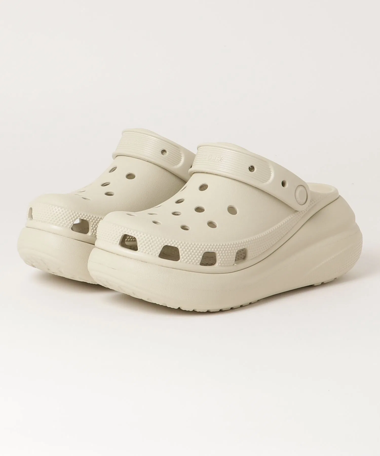 Унисекс сандалии Crocs CLASSIC CRUSH CLOG на платформе бежевые