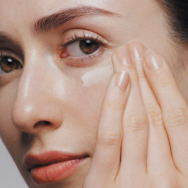 Крем для век Shiseido — Eye And Lip Contour Regenerating Cream — фото 2