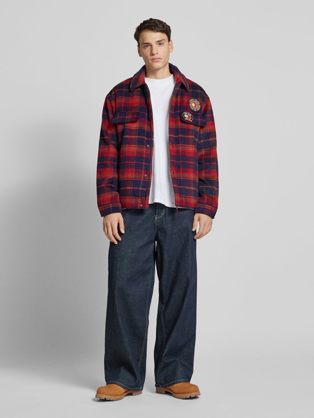 

Куртка-рубашка прямого кроя с нагрудным карманом Tommy Jeans, красный