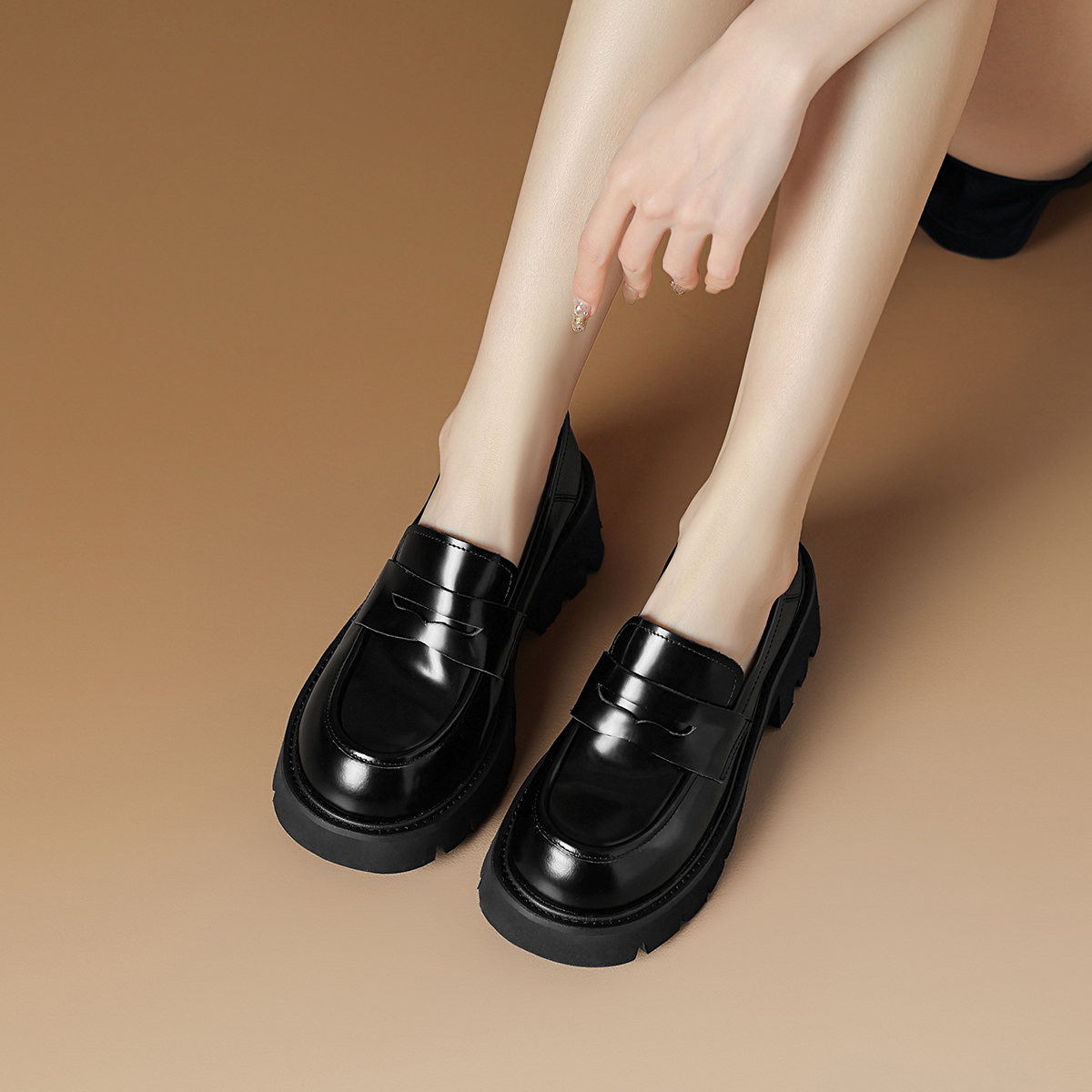Rosa Bianca Лоферы женские черные 5,2 см с кожаной стелькой, цвет Black (Cow Leather Insole) — фото 4