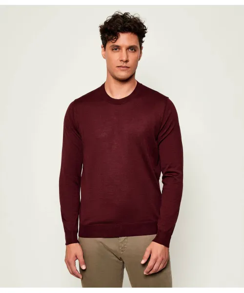 

Шерстяной свитер Мигеля Regular fit Oscar Jacobson, красный