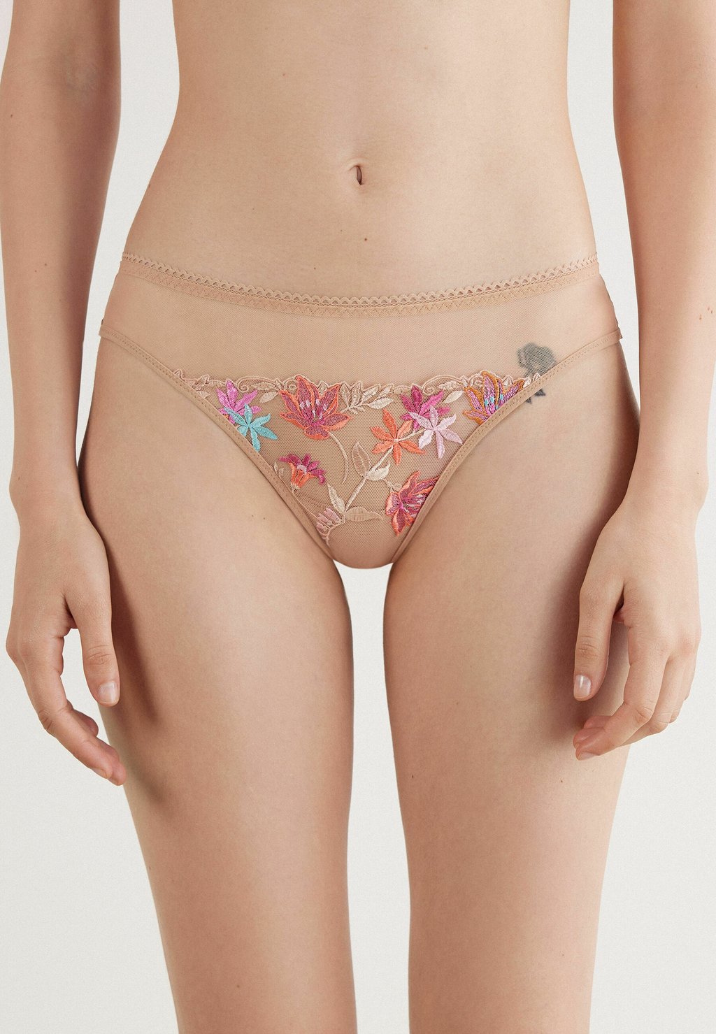 

Стринги HERE COMES THE SUN BRASILIAN Intimissimi, мультиколор