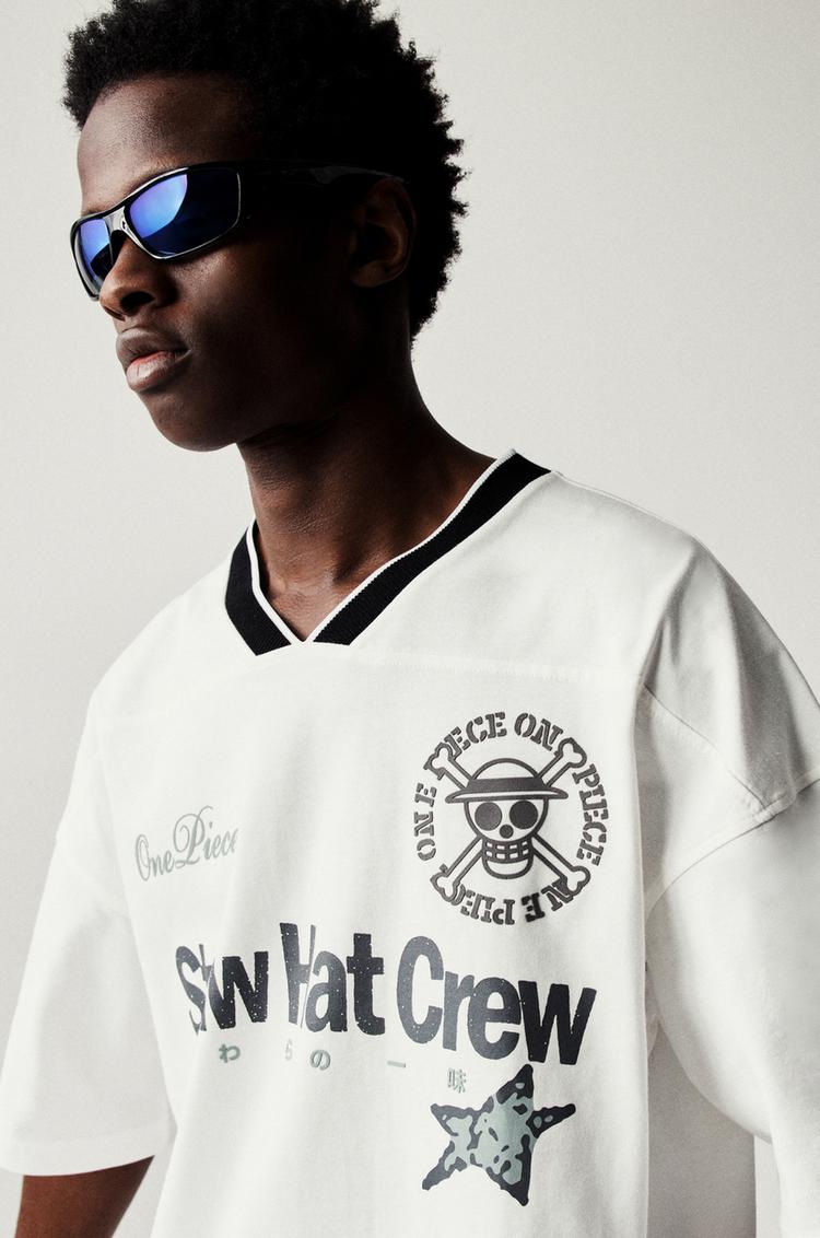 

Цельная хоккейная футболка Pull And Bear, белый