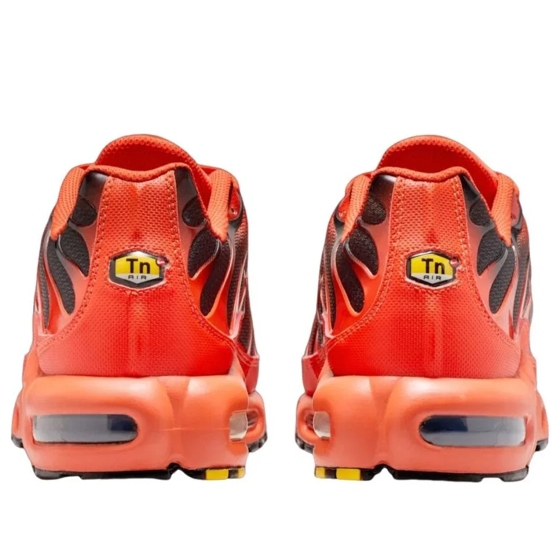 Кроссовки Nike Air Max Plus 'Picante Red' DM0032-600, красный — фото 4