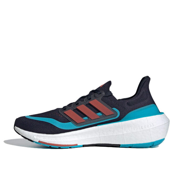 

Кроссовки ультрабуст лайт Adidas, черный