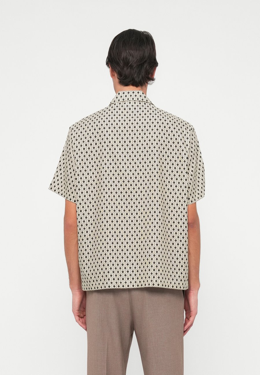 Рубашка Lacoste Shirt, Poudre/Buffle/Beige, с принтом, бежевая — фото 3