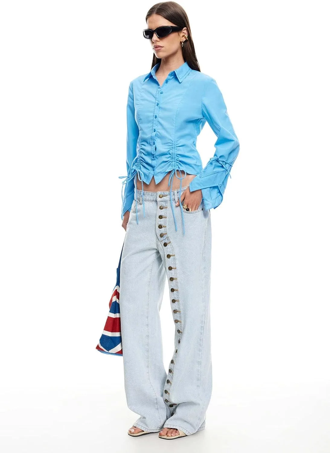 Женские джинсы low waist straight leg с декоративными пуговицами — фото 2