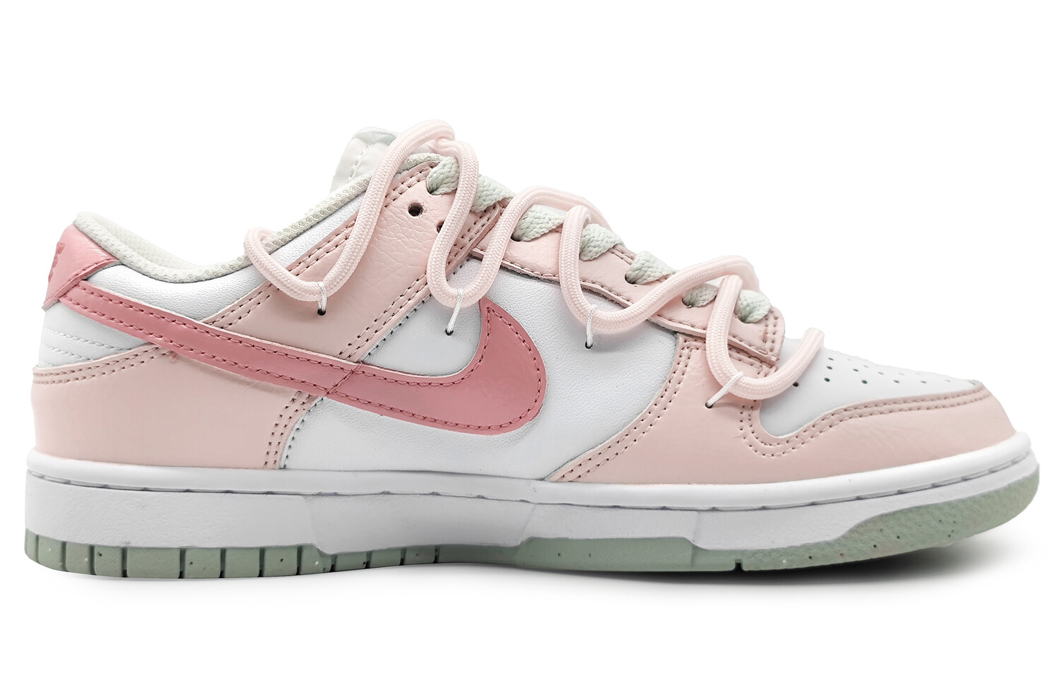

Кроссовки Nike Dunk Skateboard Shoes Women's Low-Top Light Pink