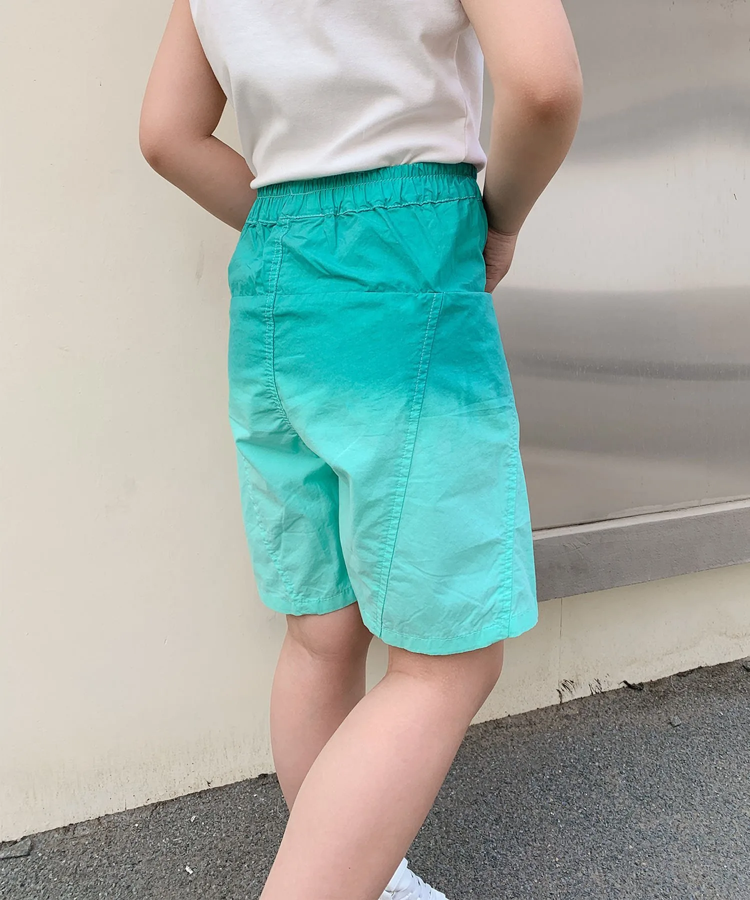 Детские широкие шорты с градиентным рисунком Aimoha Kids, green — фото 4