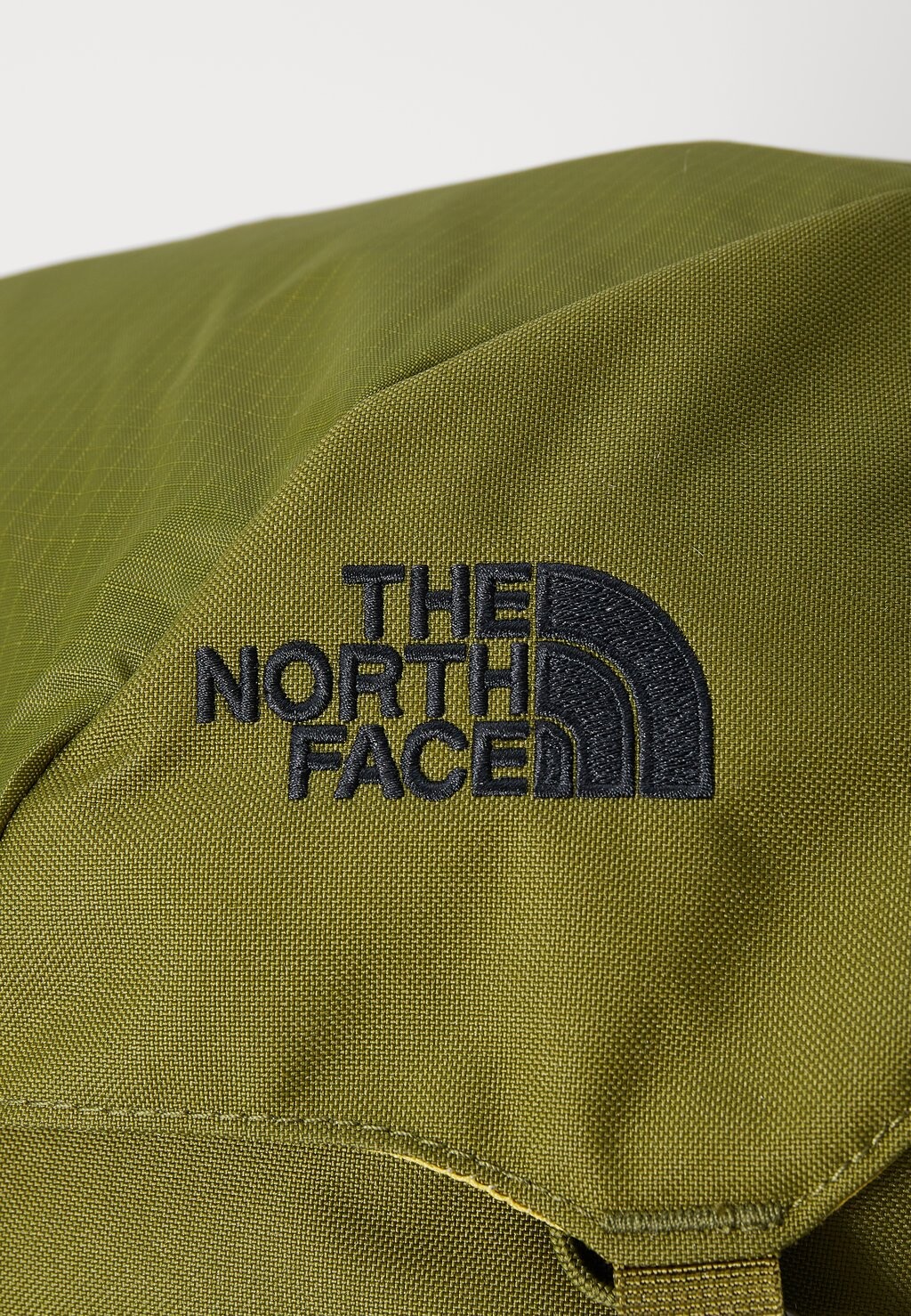 

Походный рюкзак TERRA 65 UNISEX The North Face, темно-зеленый