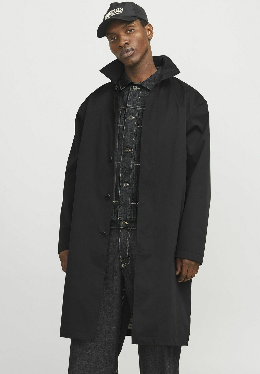 

Классическое пальто Jack & Jones, черный