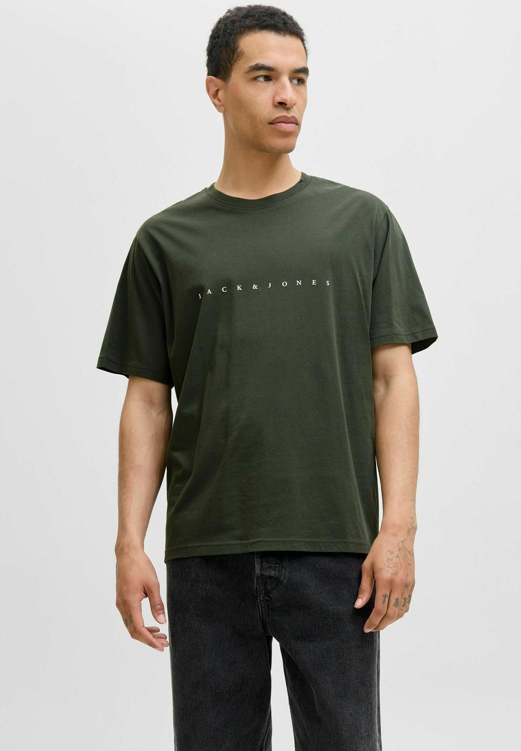 

Футболка с принтом JJESTAR NOOS Jack & Jones, хаки