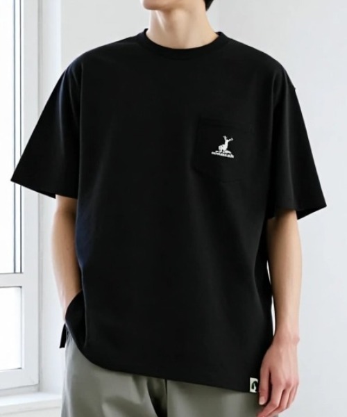 

Футболка с коротким рукавом, с вышитым логотипом и нагрудным карманом CAPTAIN STAG, черный