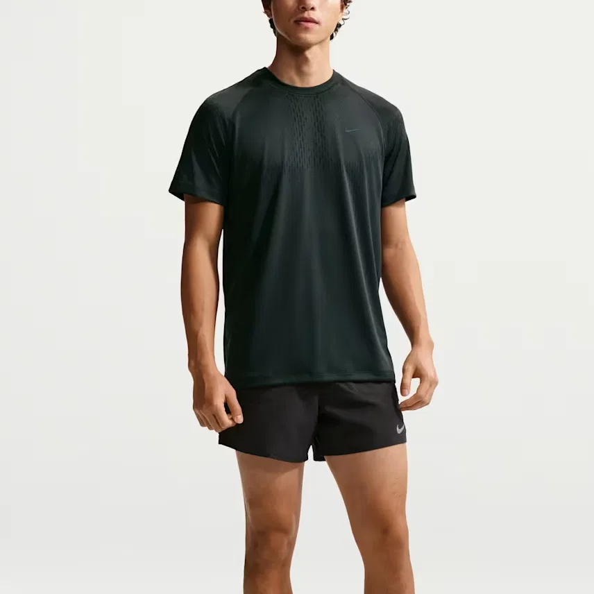 Мужская беговая футболка Dri FIT ADV Nike, Dark Black/Black — фото 4