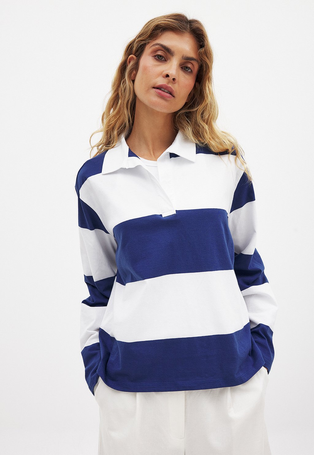 

Топ с длинными рукавами Polo shirt NA-KD, белый