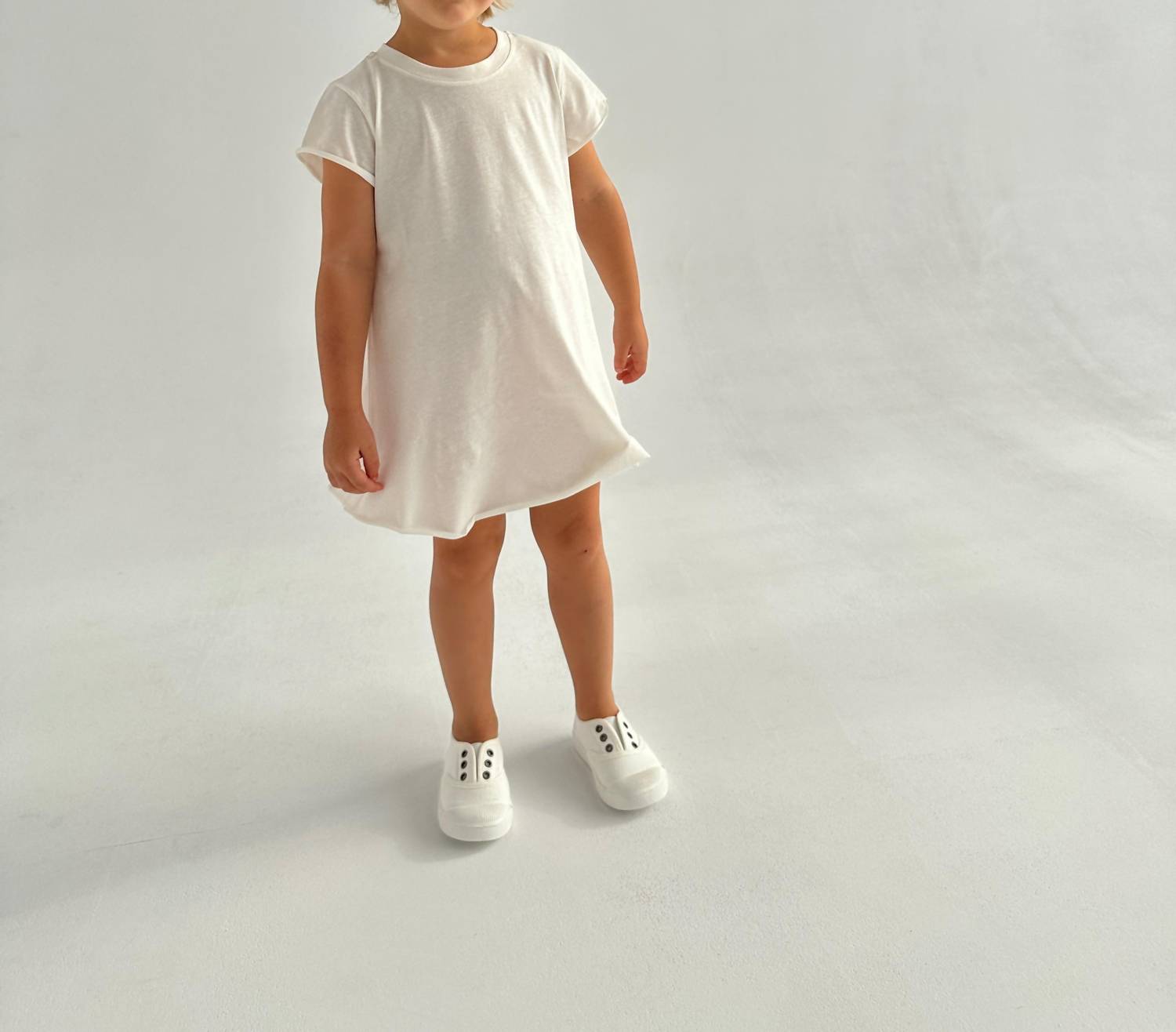 

Детское летнее платье в натуральном белом цвете A Basic Brand