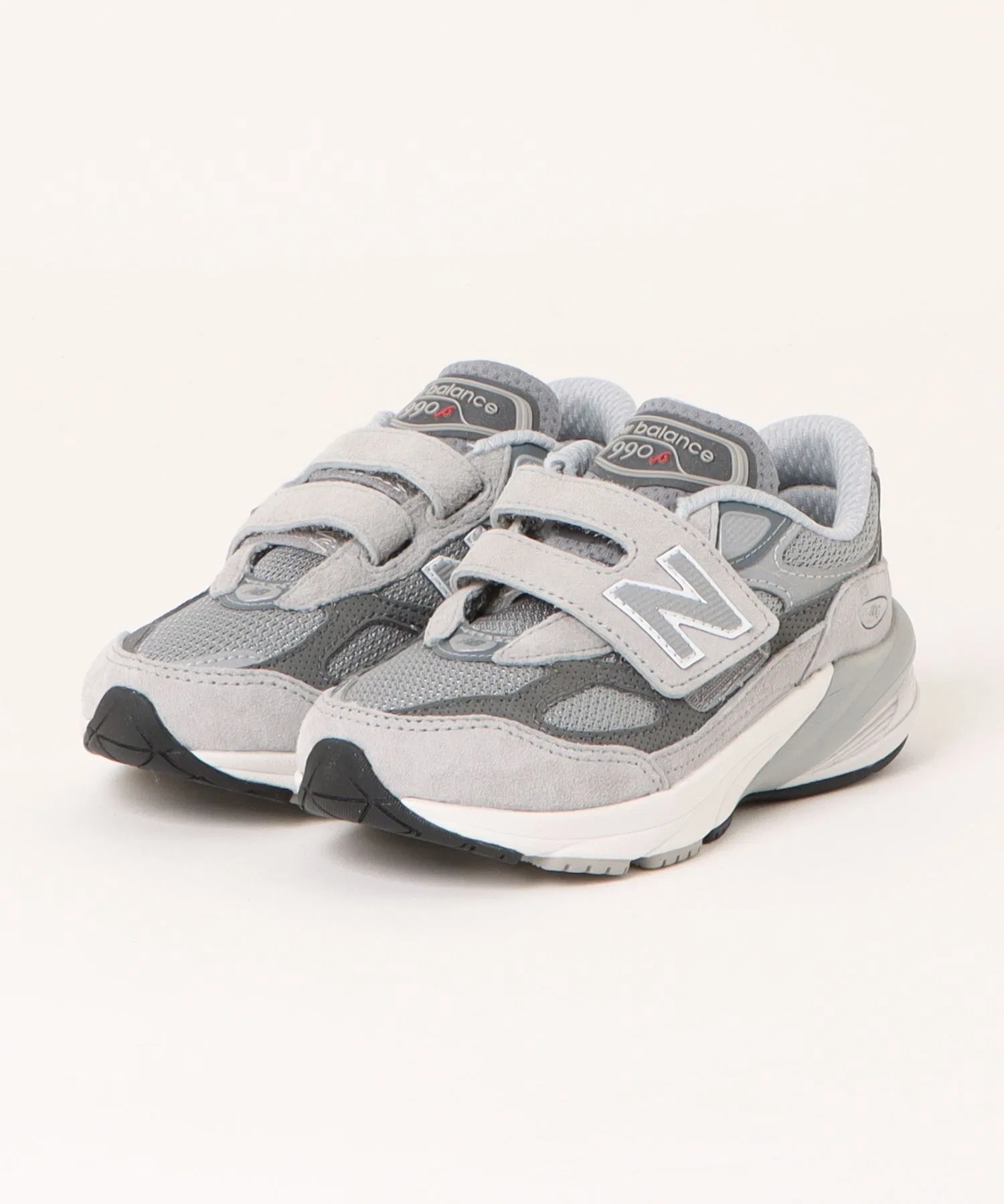 Детские кроссовки New Balance 990 V6 PV990GL6 серые