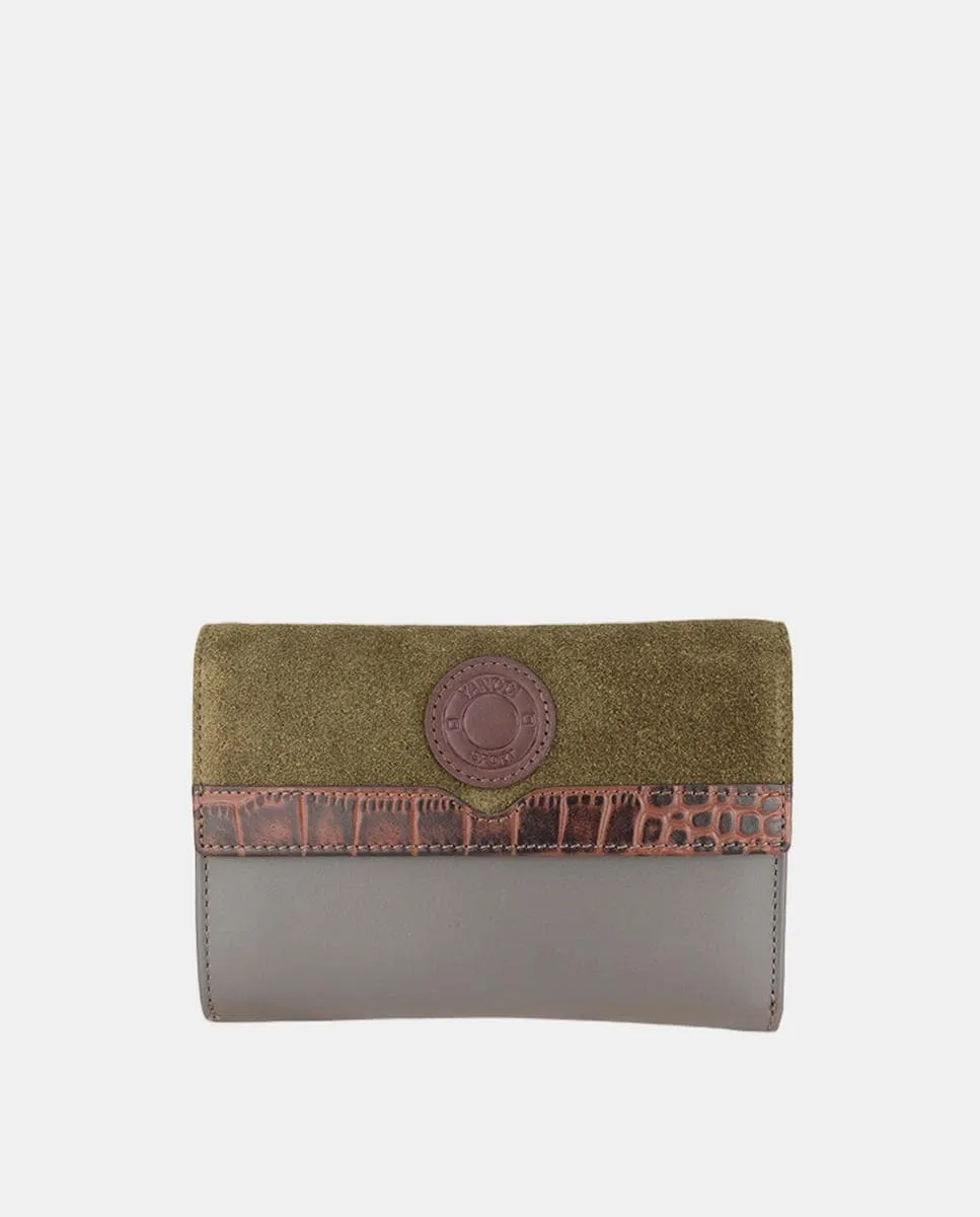 

Средний женский кошелек YANCCI из красной кожи с сочетанием замши того же цвета и коричневой тисненой вставкой в виде кокоса на конце клапана Yancci