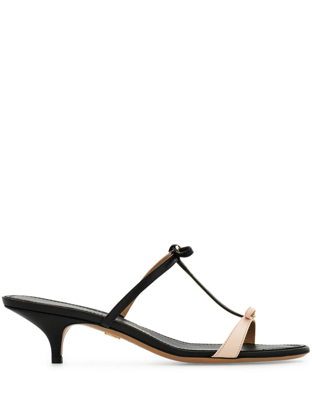 Босоножки Bow на каблуке-рюмке Ferragamo, черный