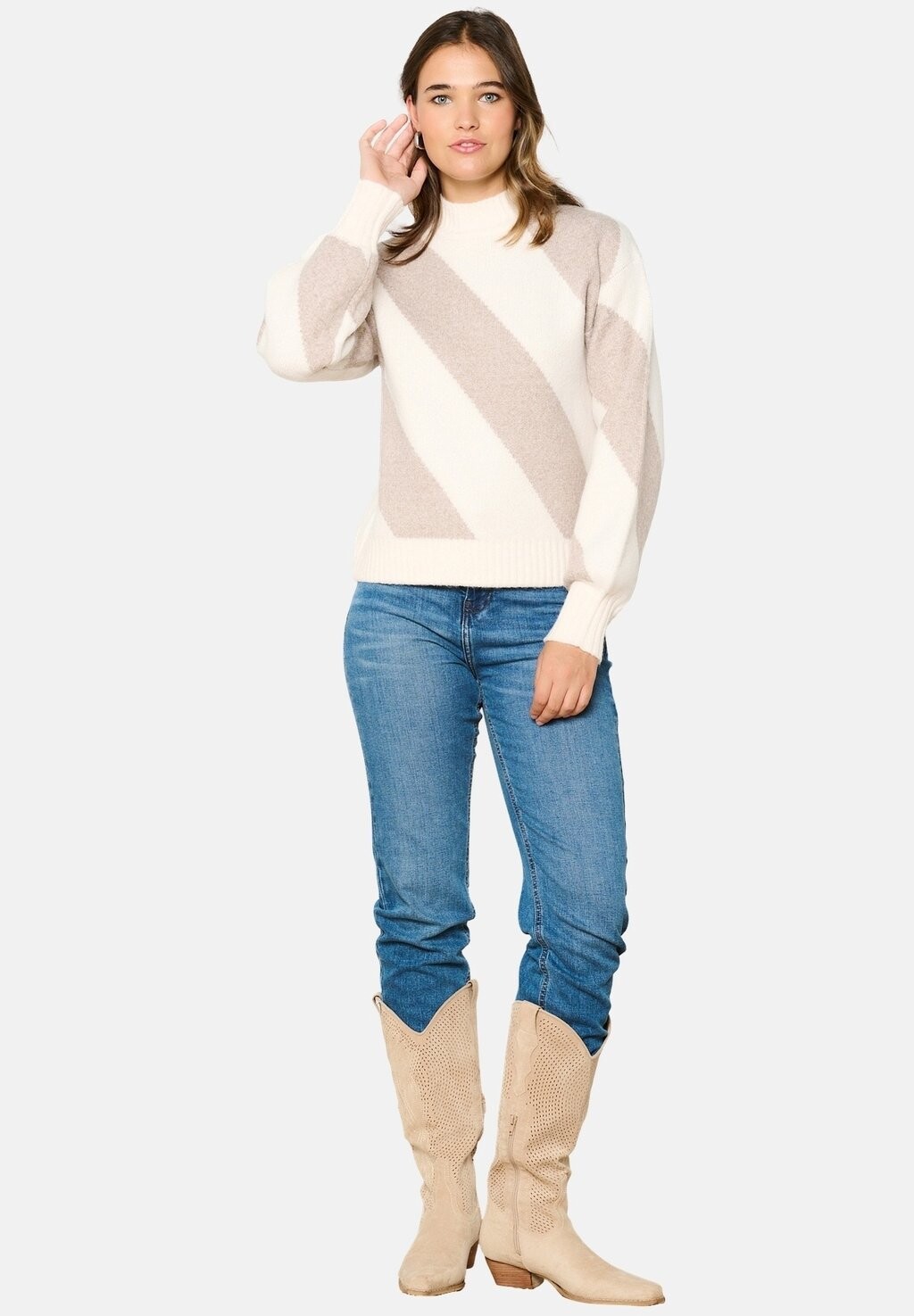 

Джемпер JACQUARD WITH STRIPES LolaLiza, серо-коричневый