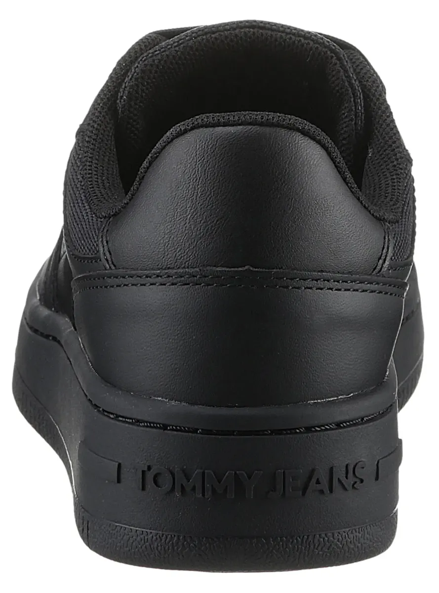 Кроссовки на платформе Tommy Jeans "TJW RETRO BASKET ESS", повседневная обувь, полуботинки, туфли на шнуровке с логотипом-флажком сбоку, черный — фото 2