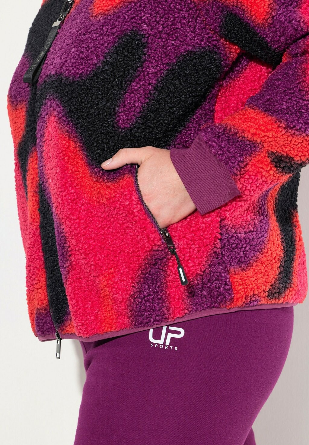 

Флисовая куртка ABSTRACT PRINT ZIP Ulla Popken, розовый