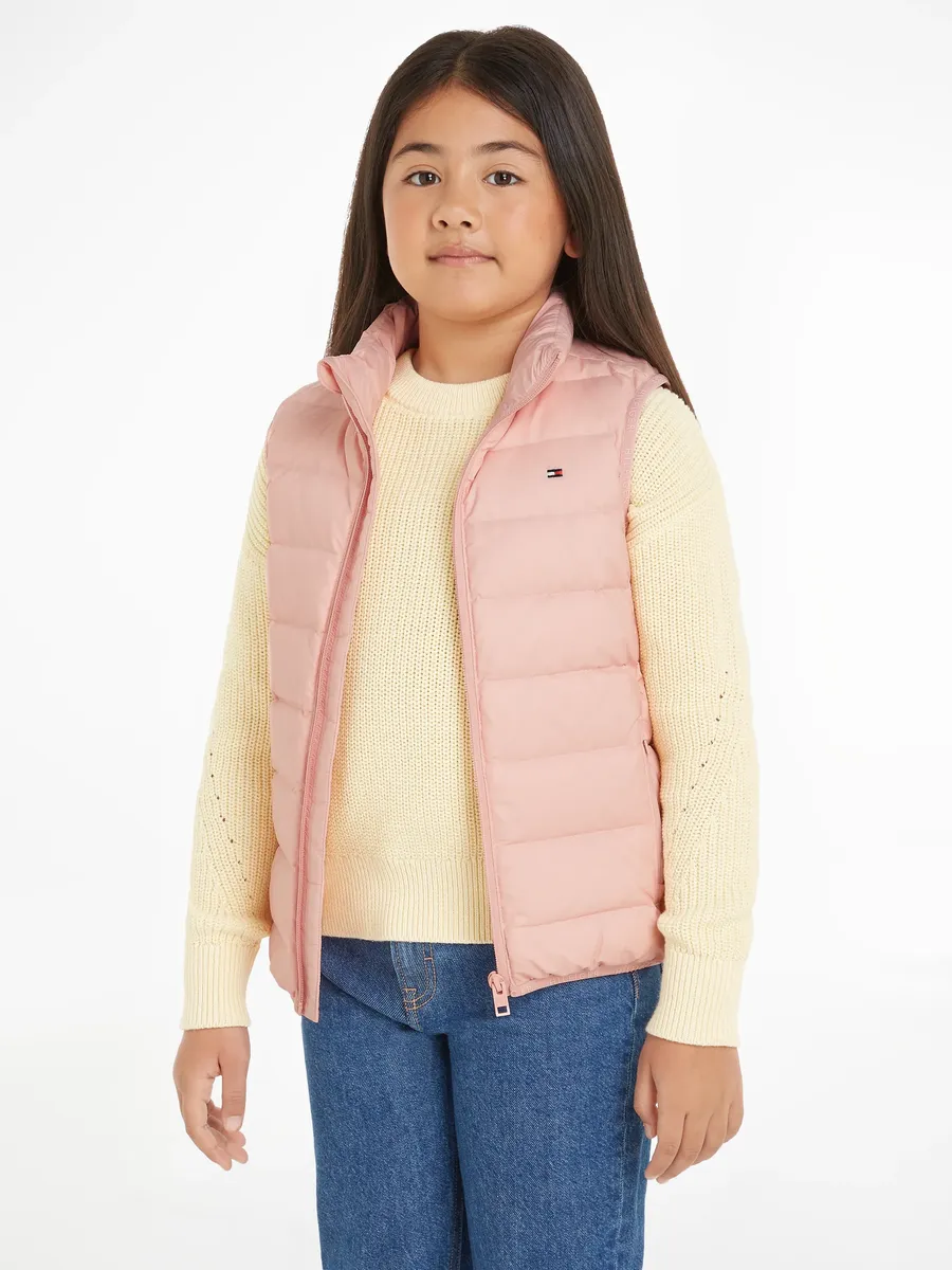 

Стеганый жилет Tommy Hilfiger "U ESSENTIAL LIGHT DOWN VEST", детский до 16 лет с вышивкой логотипа, цвет Soft Rose