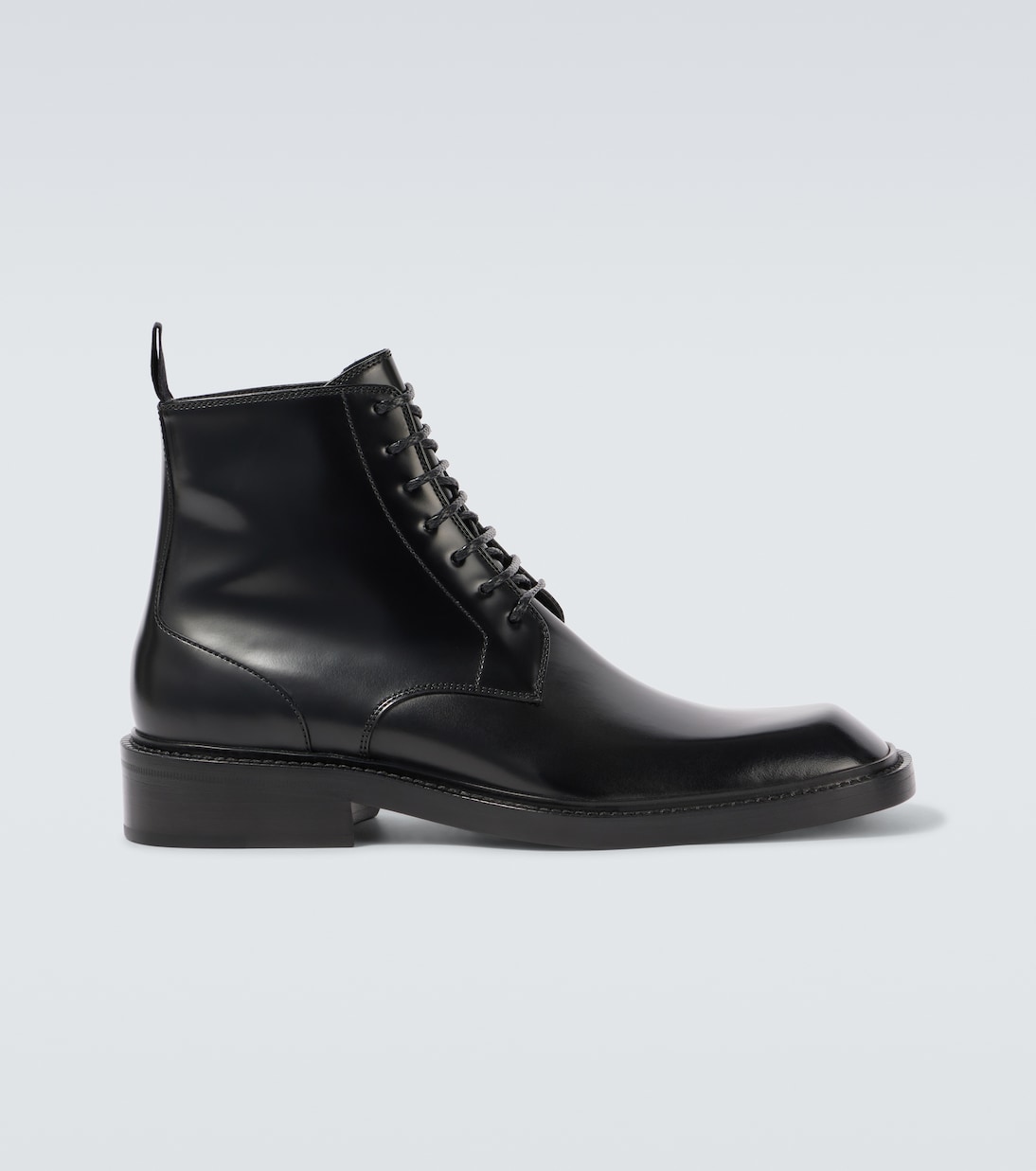 

Кожаные ботинки Ian на шнуровке Saint Laurent, нуар