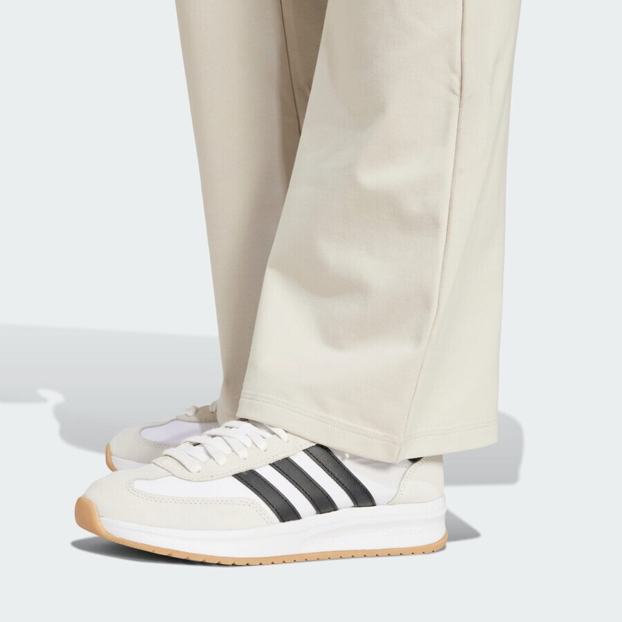 Длинные брюки ADIDAS SPORTSWEAR Flared Workout Pants Essentials, светло-серый — фото 3