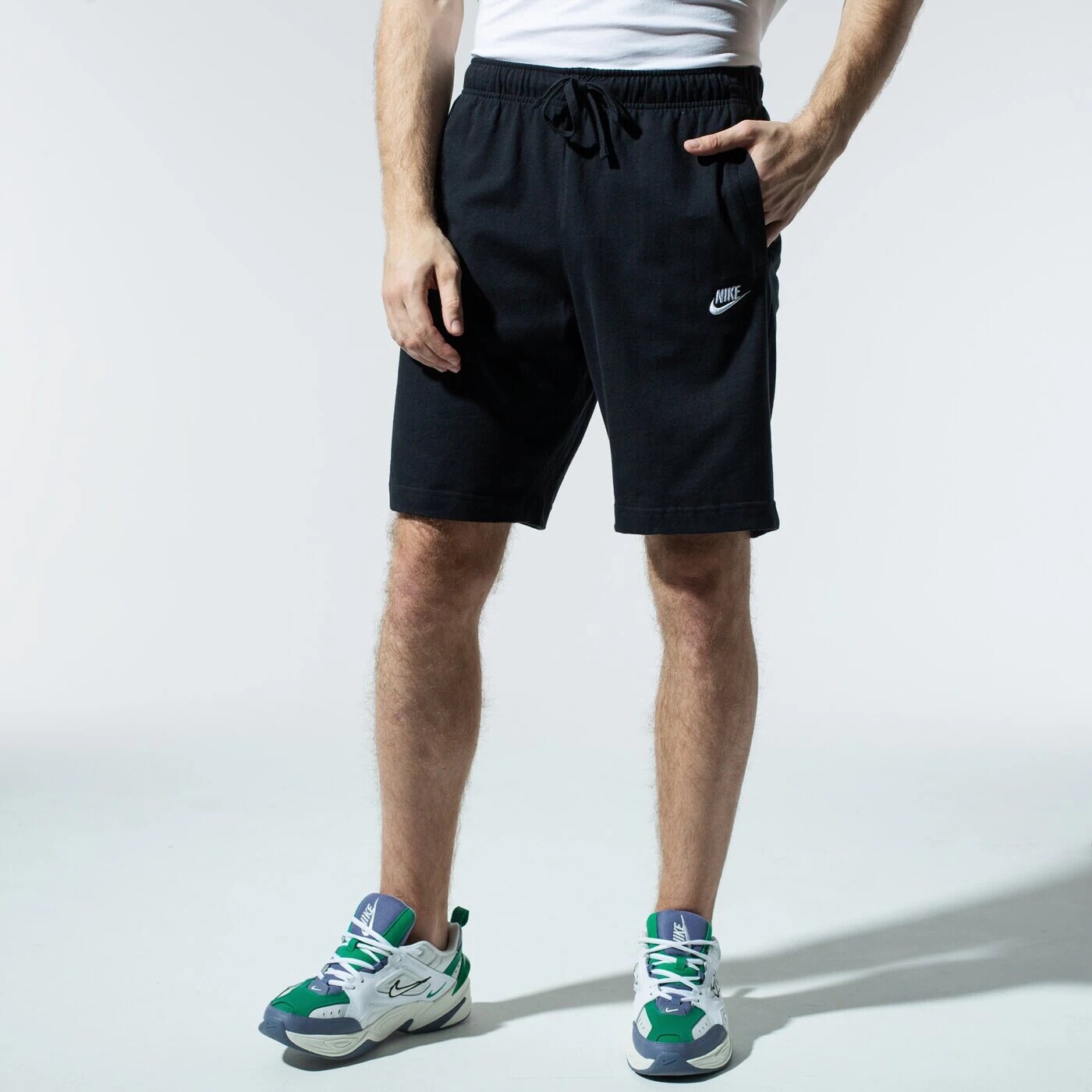 

Шорты флисовые Nike SportWear Club, черный
