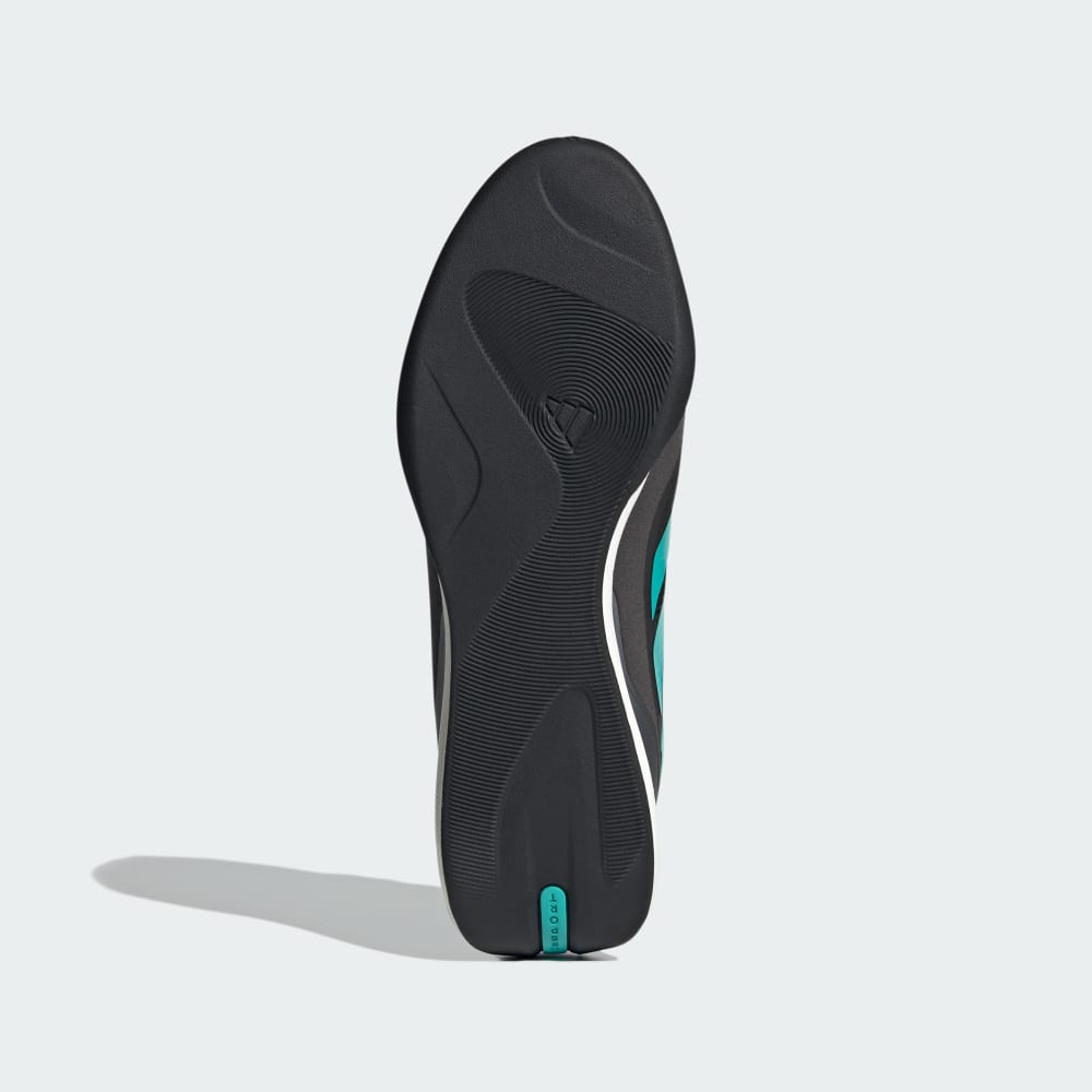 Кроссовки Adidas FEROZA MERCEDES AMG PETRONAS F1 TEAM SHOES, цвет Core Black/Semi Mint Rush/Iron Metallic — фото 3