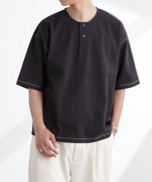 

Футболка-поло, плотная, с широким воротником и короткими рукавами NANO universe, черный