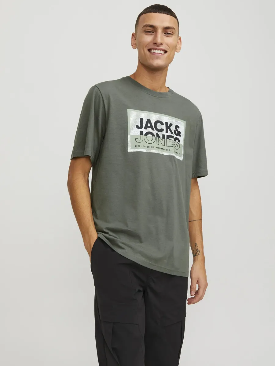 

Рубашка с короткими рукавами Jack & Jones "JCOLOGAN TEE SS CREW NECK SS24 LN", зеленый