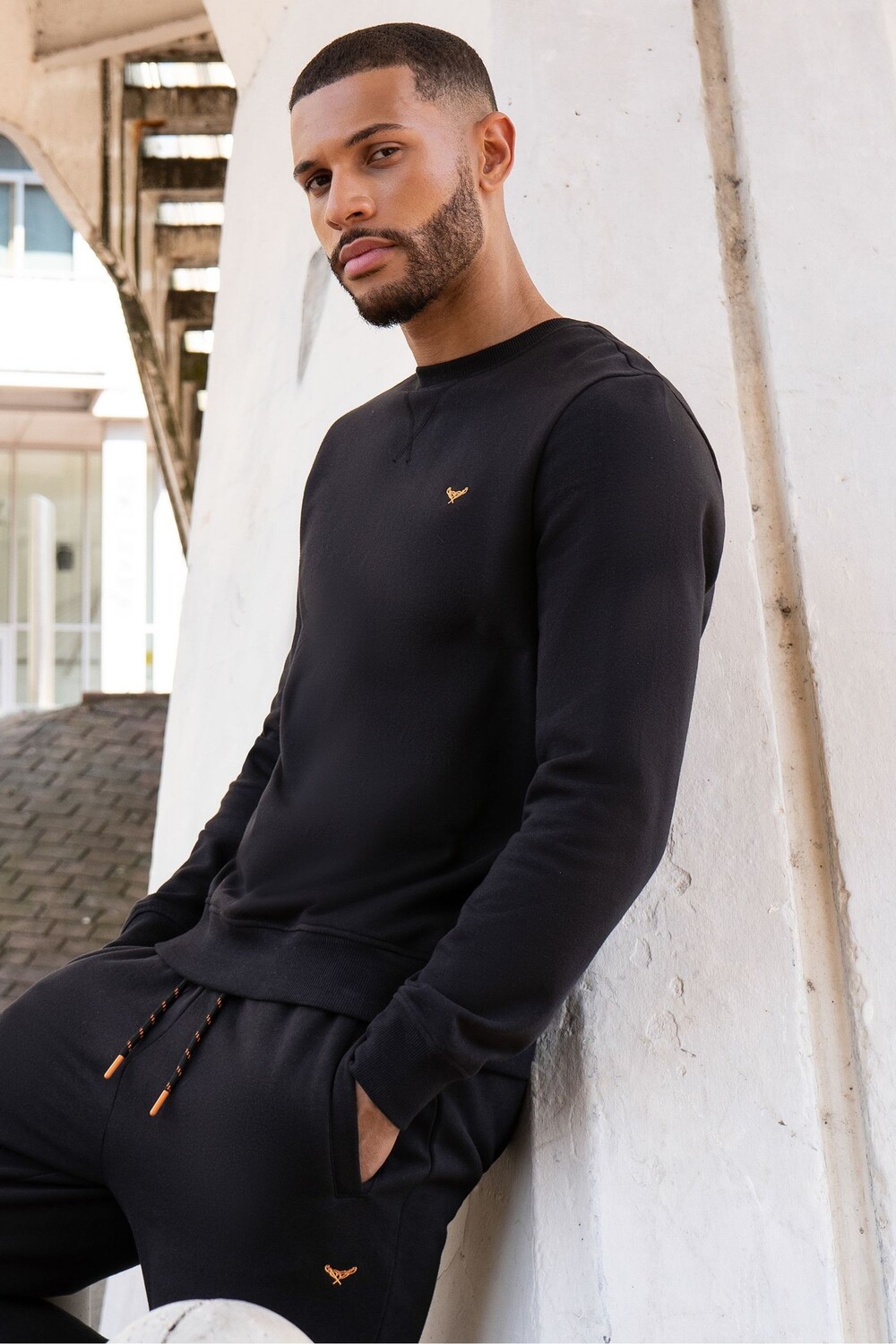 

Фуфайка Threadbare, черный