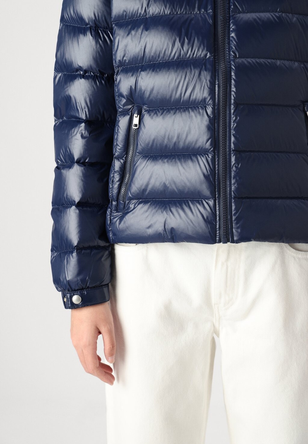 

Пуховик FEMININE GLOSS JACKET Tommy Hilfiger, темно-синий