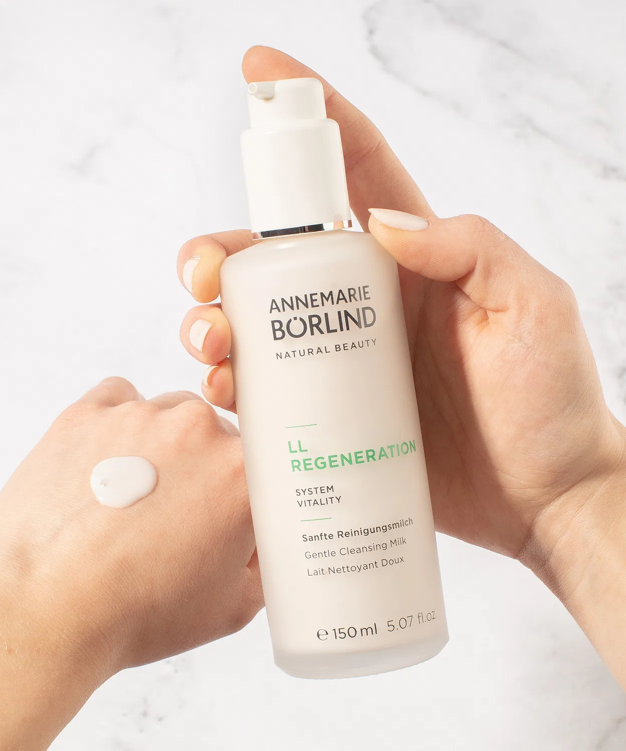 Молочко очищающее Gentle Cleansing Milk Annemarie Börlind 150 мл — фото 4