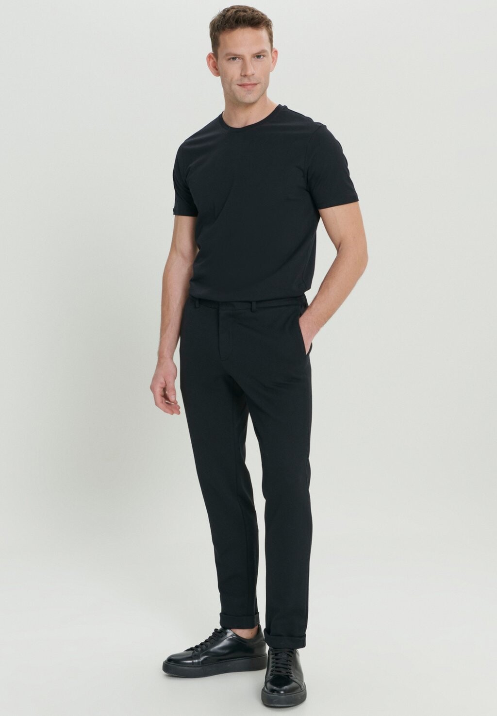 

Брюки Slim Fit AC&CO / ALTINYILDIZ CLASSICS, черные