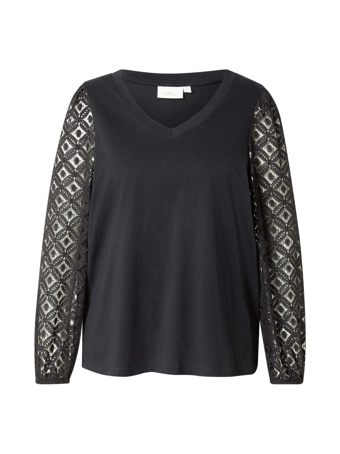 

ONLY Carmakoma Лонгслив 'CAREFFIE' в черном цвете