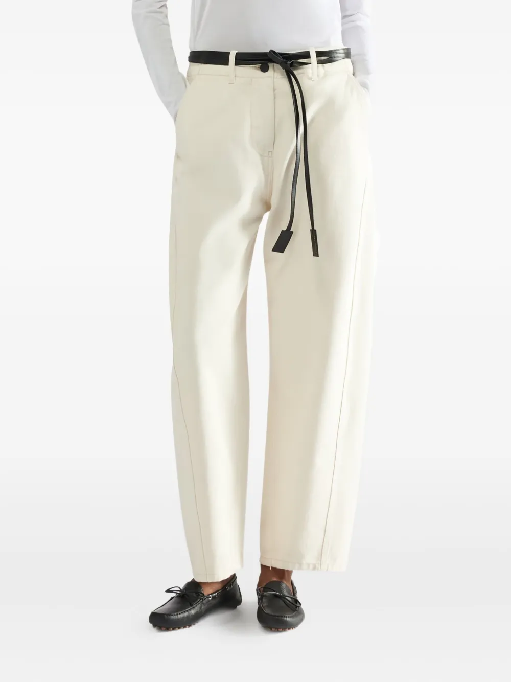 

Брюки с карманами и стрелками Liviana Conti, нейтральный