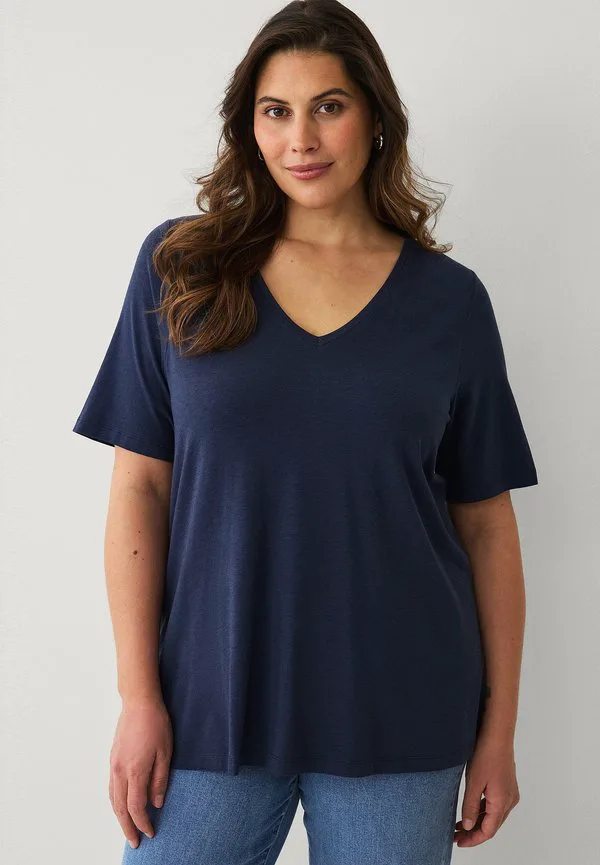 

Базовая футболка vförmiges Ellos Plus Collection, Dark Blue, Синий, Базовая футболка vförmiges Ellos Plus Collection, Dark Blue