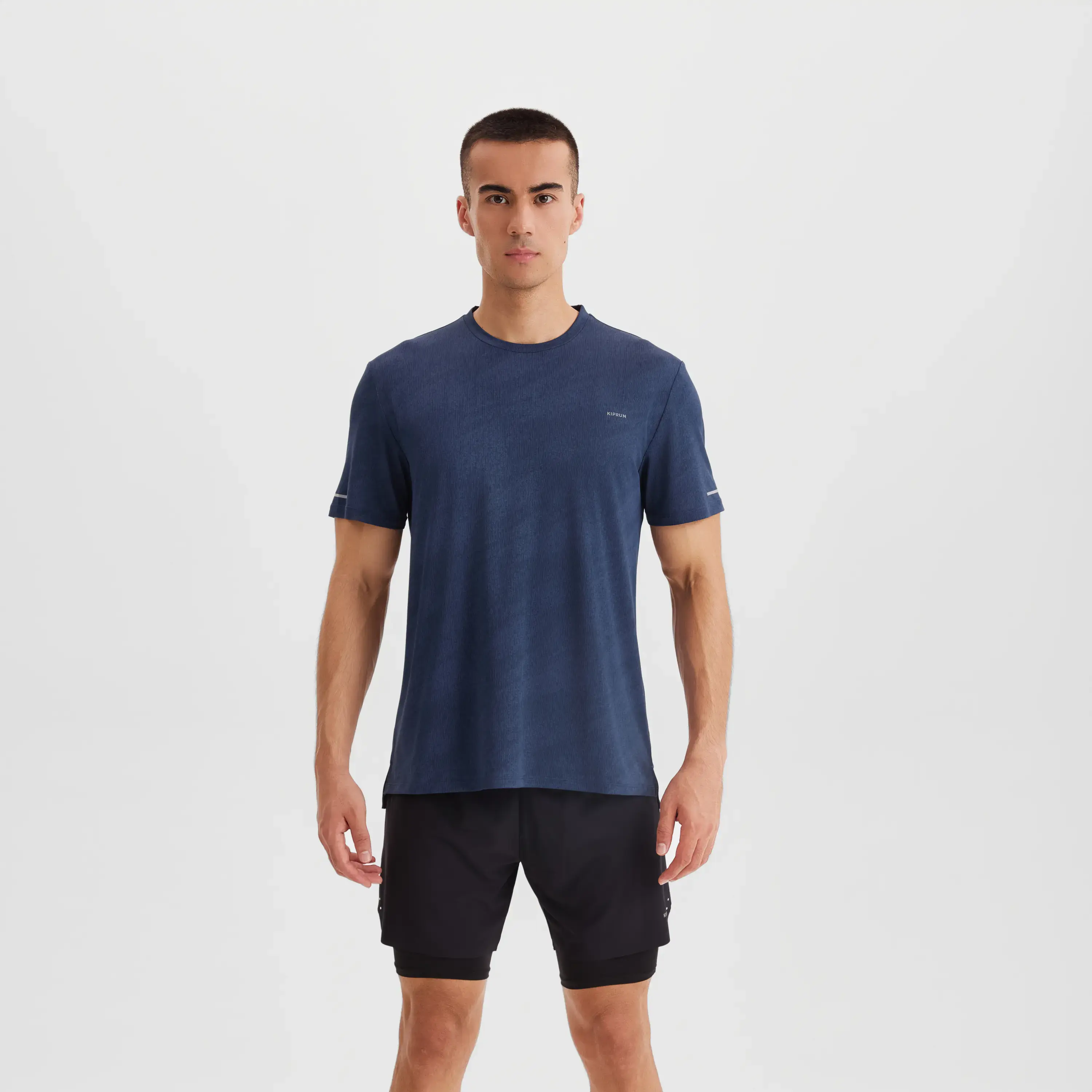 

Мужская беговая футболка Kiprun 500 серии гладкая и дышащая