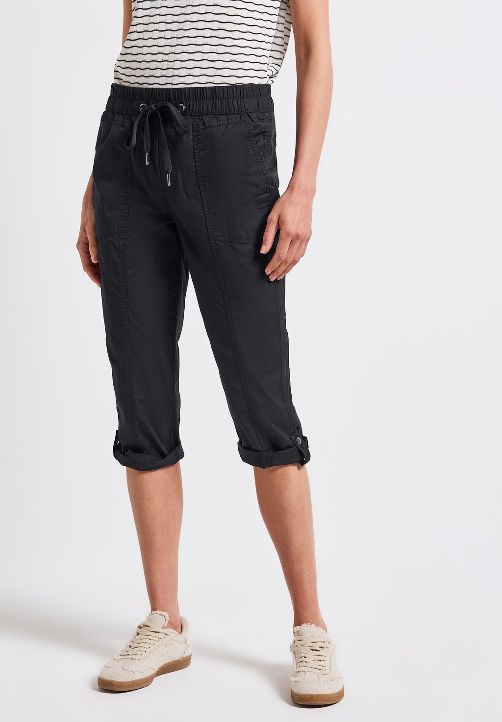 

Шорты MIT TURN-UP - Trousers Street One, черный
