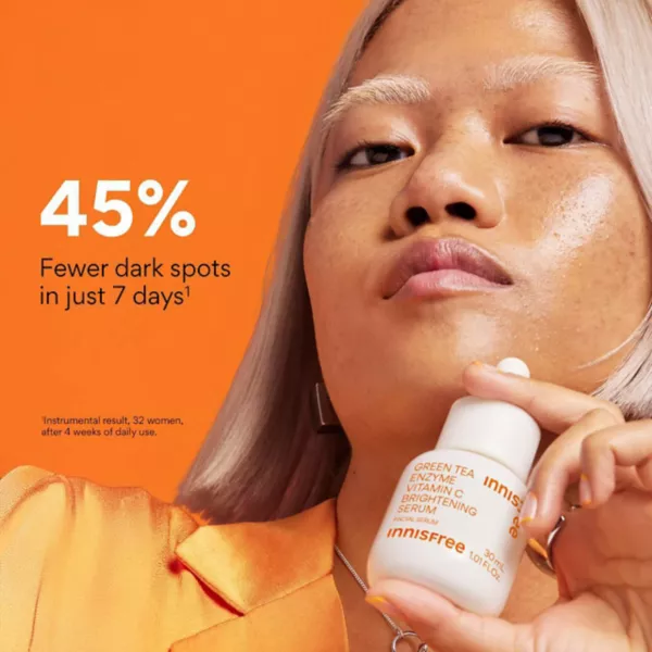 Сыворотка Innisfree — Зеленый чай фермент витамин С осветляющая — фото 3