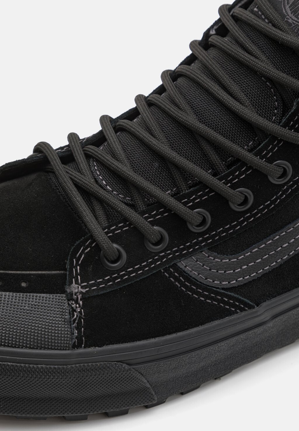 

Высокие кроссовки MTE SK8-HI WATERPROOF UNISEX Vans, черный