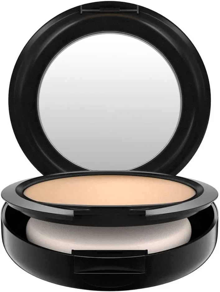 Тональная пудра MAC Studio Fix Powder Plus Foundation NC20 15 г