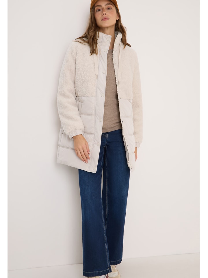 

Cecil Стеганое пальто кремового цвета