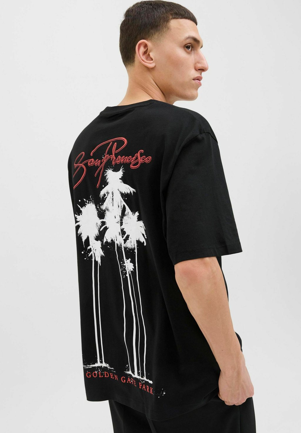 

Футболка с принтом RÜCKEN RUNDHALS Jack & Jones, черный
