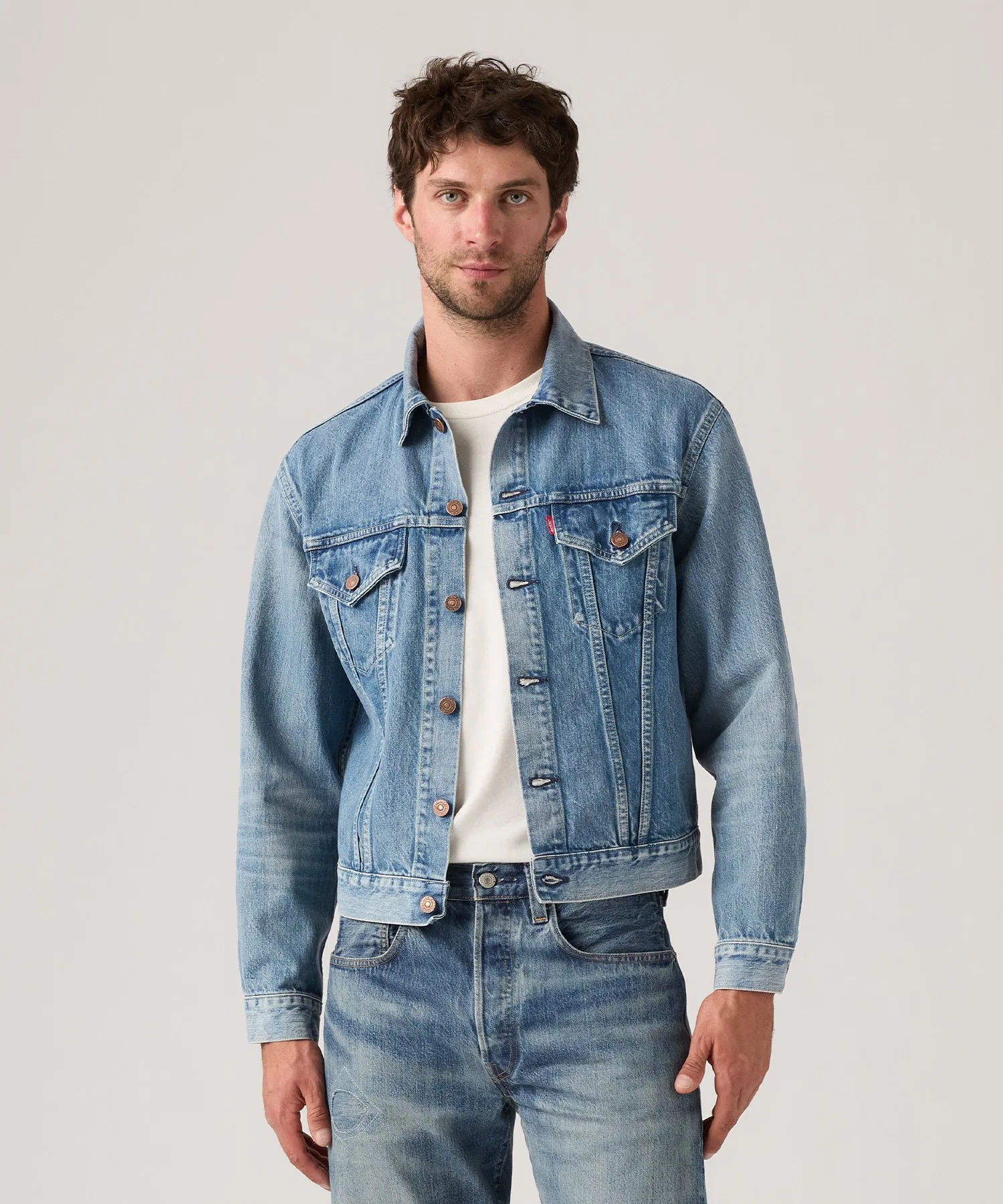 Levi's/Levi's LEVI'S(R) VINTAGE CLOTHING 1961 TYPE III 557 Trucker Jacket Medium Indigo