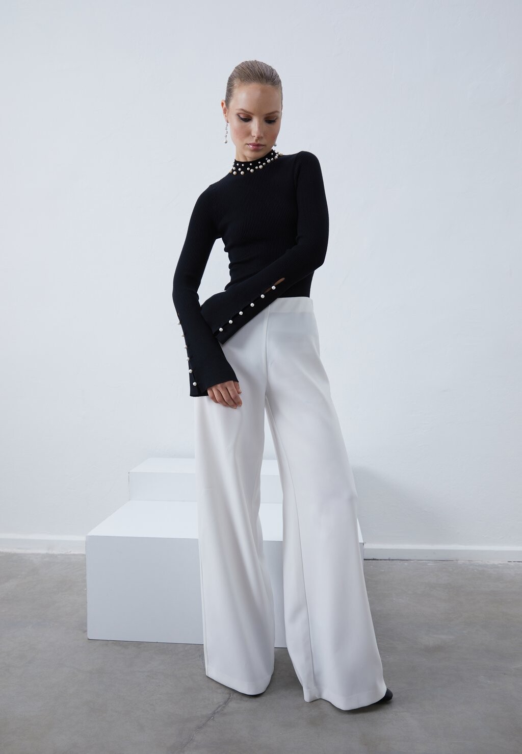 

Свитер Anna Field, черный